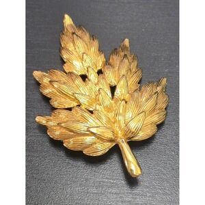 Vintage Napier Leaf Brooch Gold Tone